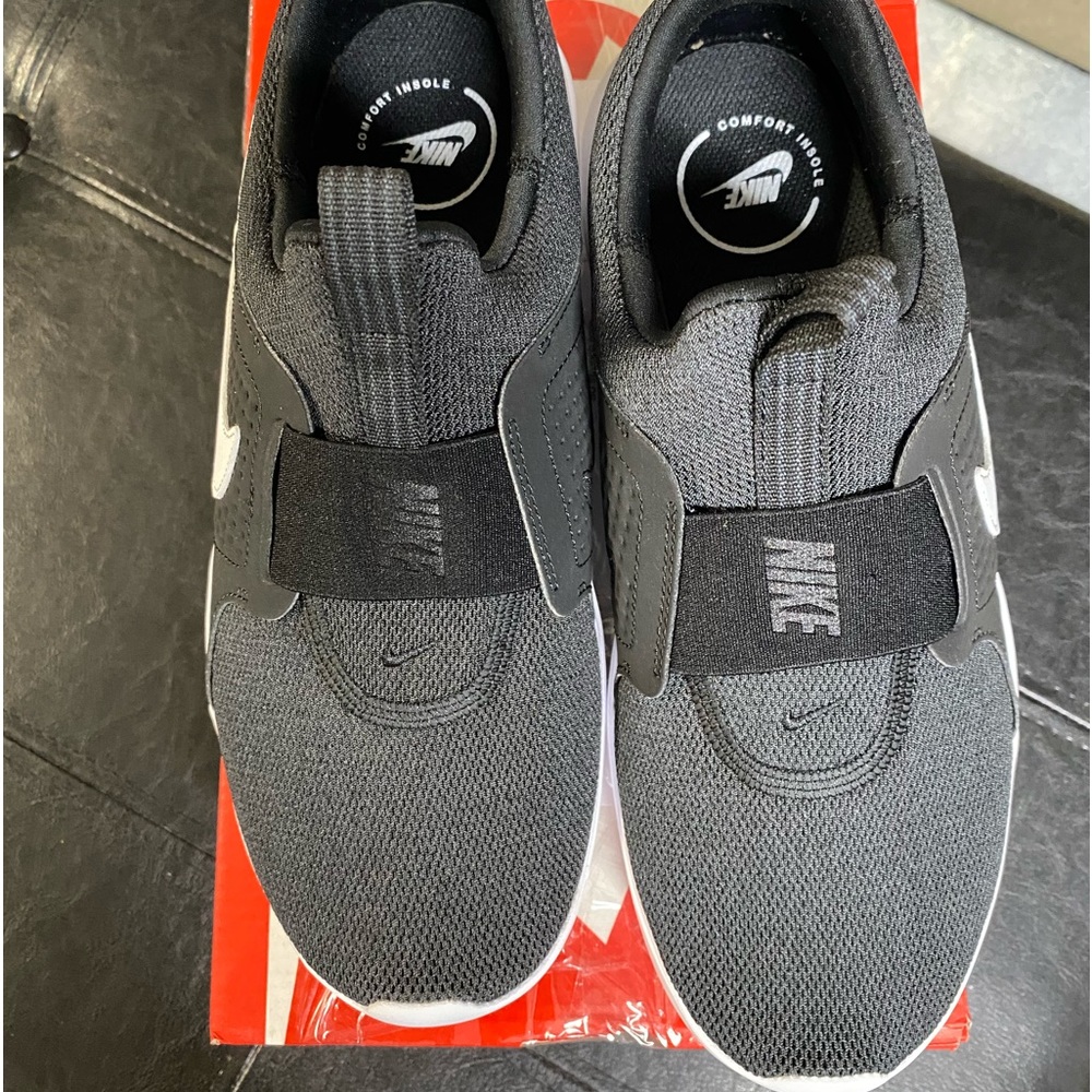 Nike shoe women